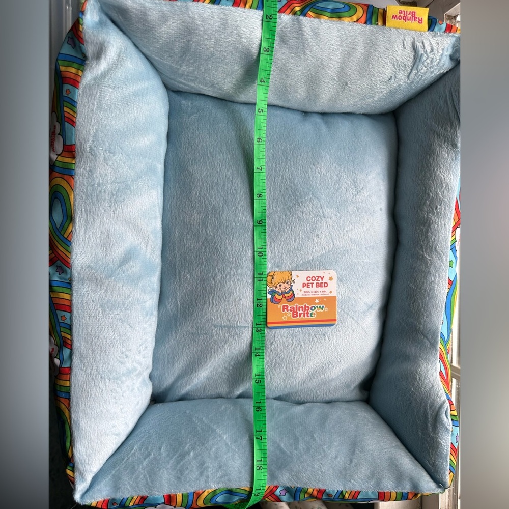 Rainbow Brite Pet Bed NWT - Picture 9 of 14